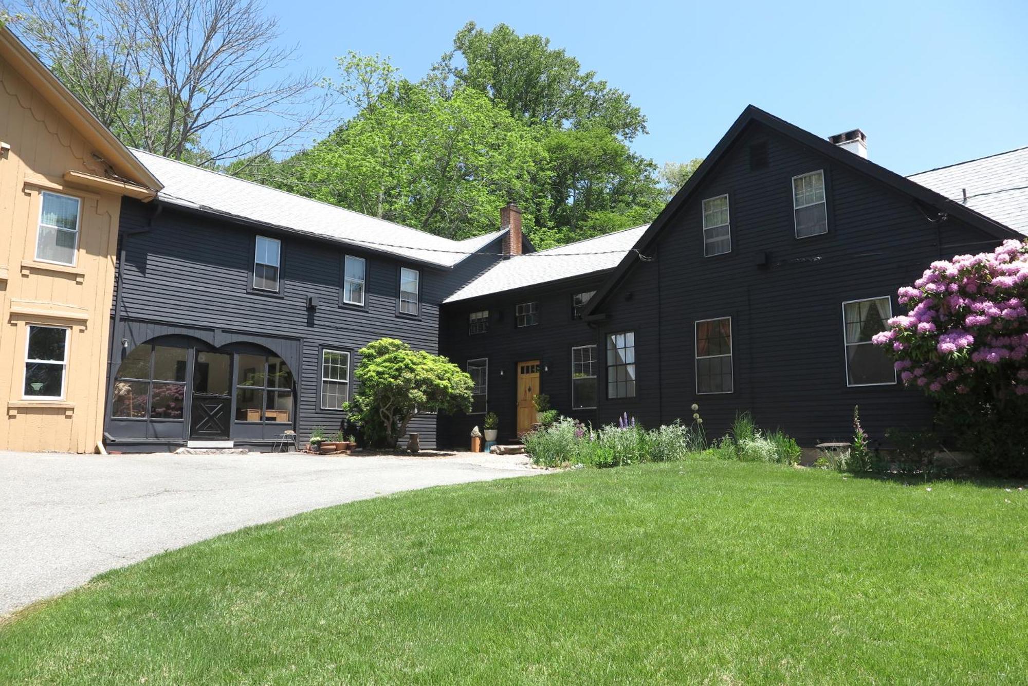 Eileen Of Mystic Exterior photo